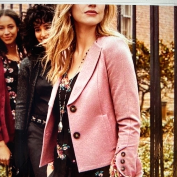 CAbi Jackets & Blazers - CABI Applaud jacket Blazer #3550. Pink Quartz. 2 Button front w/5 Button Cuffs